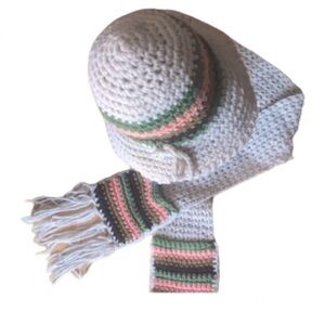 Vintage 1970’s wool ’s Hat and Scarf Set made in Italy